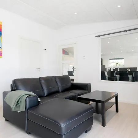 Awesome In Jerup With Kitchen Holiday home Bratten Strand