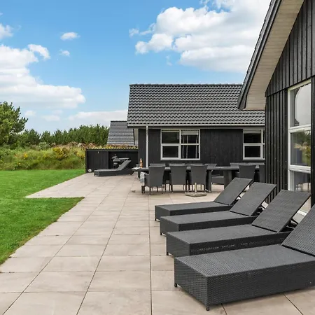 Awesome In Jerup With Kitchen * Bratten Strand